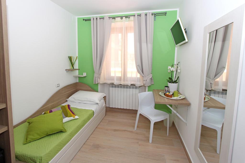 Bed and Breakfast La Casa Felice A San Pietro Rom Zimmer foto