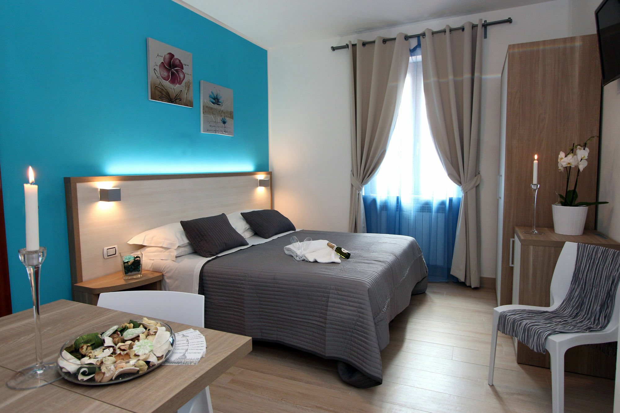 Bed and Breakfast La Casa Felice A San Pietro Rom Exterior foto